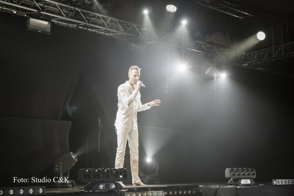V!BE2016 Dinner Show106