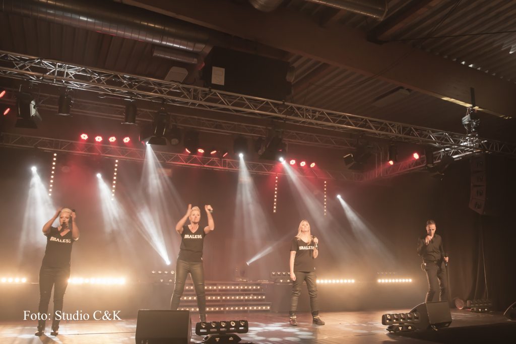 V!BE2016 Dinner Show144