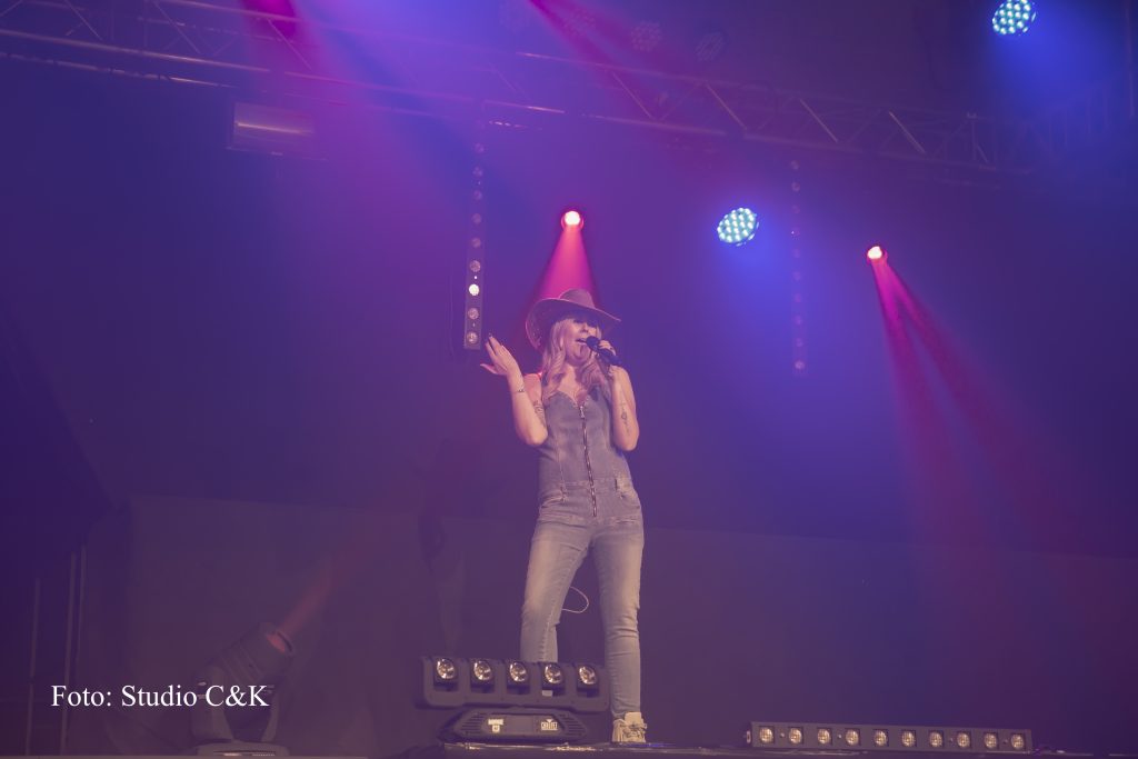 V!BE2016 Dinner Show180