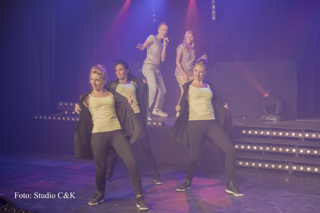 V!BE2016 Dinner Show191