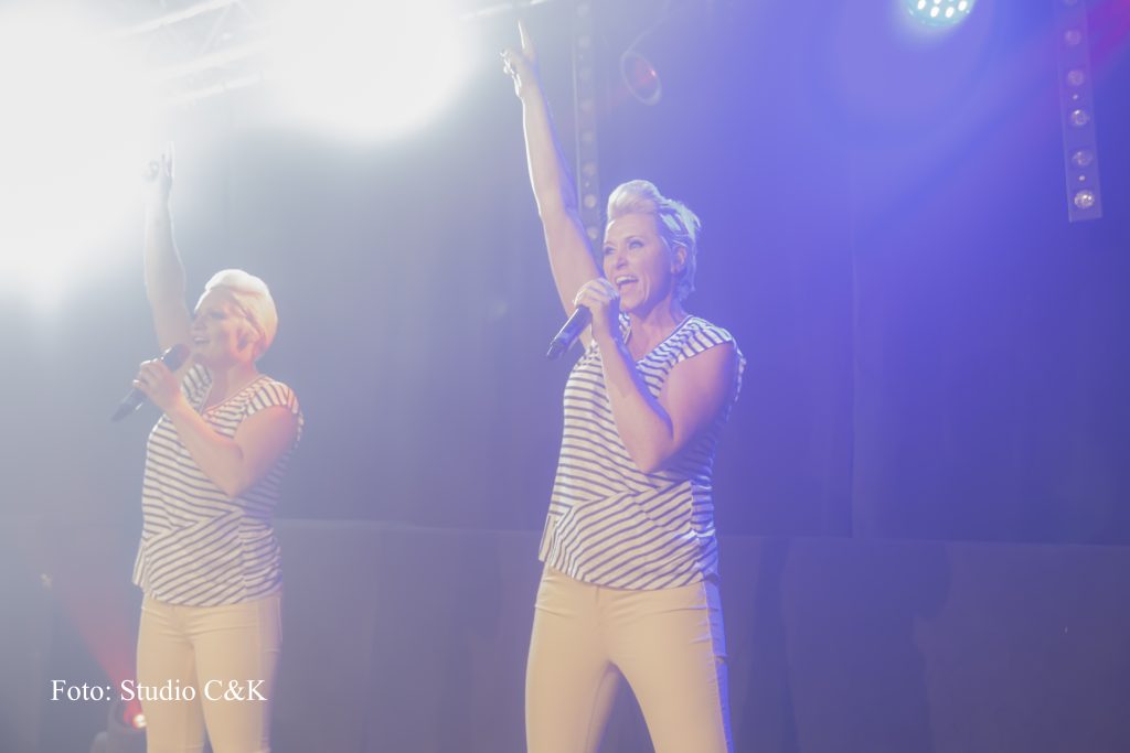 V!BE2016 Dinner Show196