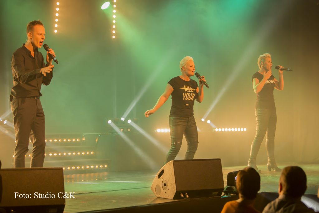 V!BE2016 Dinner Show240