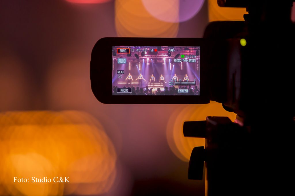 V!BE2016 Dinner Show242