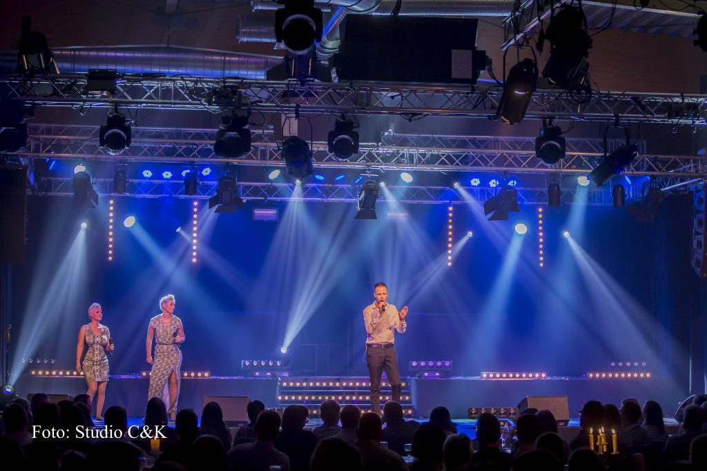 V!BE2016 Dinner Show255