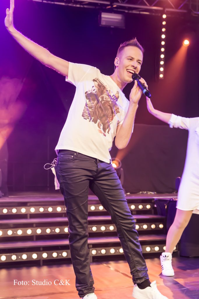 V!BE2016 Dinner Show54