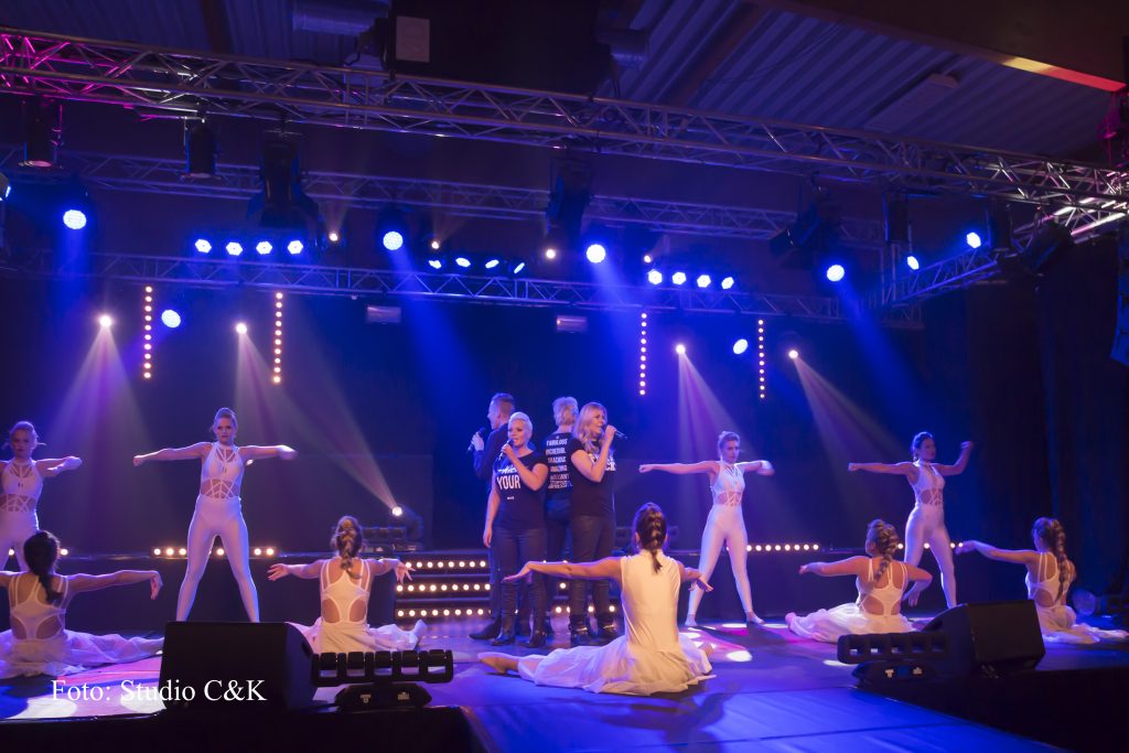 V!BE2016 Dinner Show6